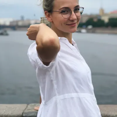 Скромная Анжелика